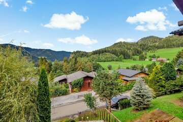 Ferienhaus mit 2 Wohnungen. - Ruhelage im Murtal nahe dem Red Bull Ring. - Voll möbliert.