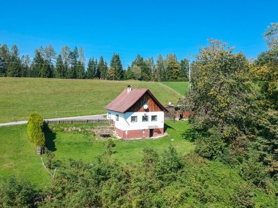 *** Sonnengrund am Plöschenberg oberhalb der Nebelgrenze*** - mit Bestandsobjekt