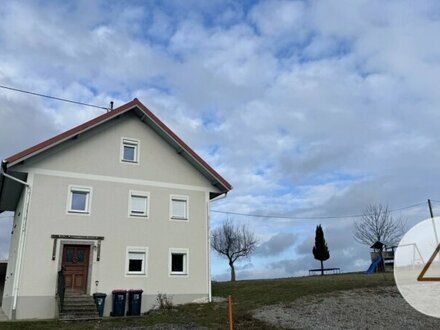 Teilsaniertes Einfamilienhaus in *Sternchenwidmung*