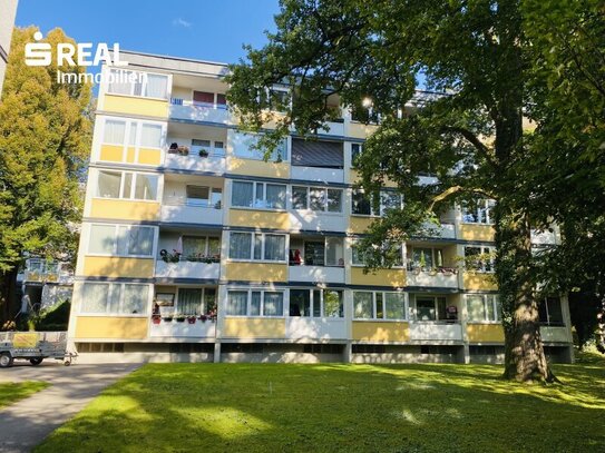 2-Zimmer-Wohnung mit Loggia in zentraler Lage