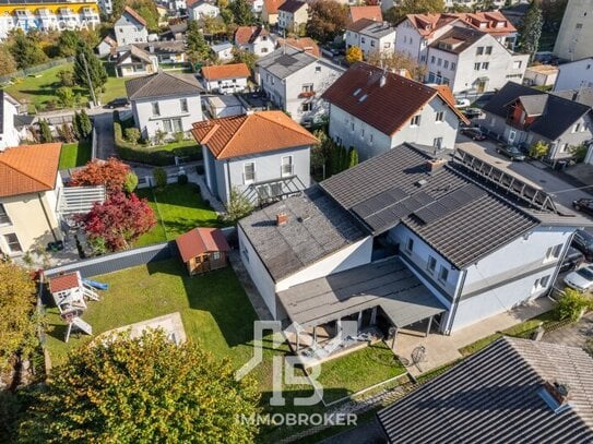 Vielseitige Immobilie mit 340 m² – Perfekt für Wohnhaus mit Praxis, Büro oder eine Monteurzimmervermietung