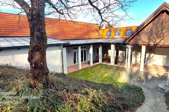 Neuwertiges Haus mit Garage auf 900qm Grundstück, Schöner Garten & Hausbrunnen