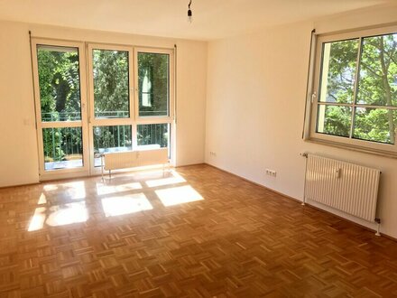 Sonnige Wohnung mit südseitigem Balkon & Garage in Top-Lage von ALT-Hietzing - Heimkommen & Wohlfühlen!