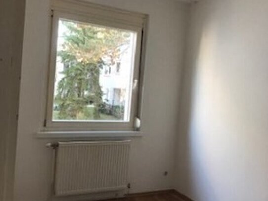 Erster Stock ohne Lift: Gut aufgeteilte 2 Zimmerwohnung in gesuchter Lage