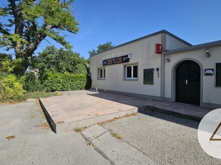 Lager/Frisör/Büro/Praxis - 106m², 1 Zimmer, Terrasse, Stellplätze, WCs