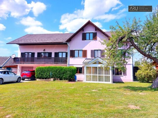 **Großzügiges Ein - Mehrfamilienhaus mit vielen Möglichkeiten in Burgau**