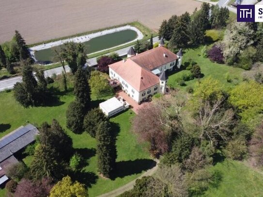 Ein Märchenschloss Nähe Wildon-komplett saniert mit prachtvoller ca. 40.000m² Parkanlage - Biomasseheizung!