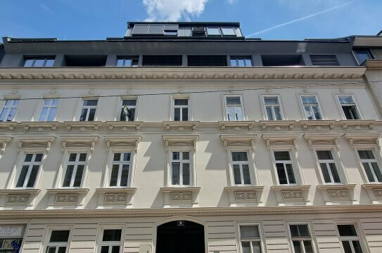 Erstbezugstraum Dachwohnung mit Terrasse Hofseitig - Top Ausstattung