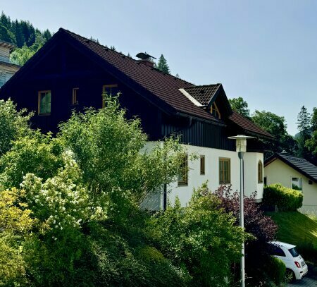 WUNDERSCHÖNES EINFAMILIENHAUS IN SONNIGER BESTLAGE