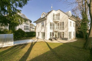 Hawelgasse - Einfamilienhaus mit Pool und Garage in Toplage