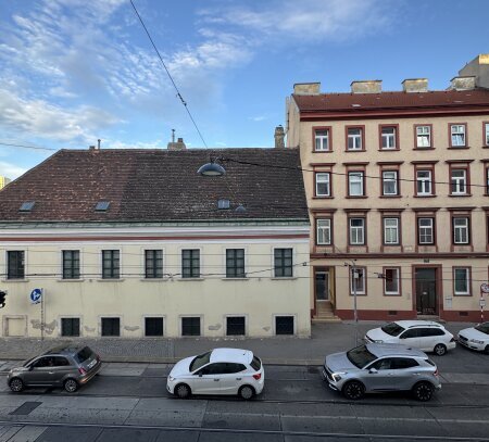 Charmante 3 Zimmer Altbauwohnung in zentraler Lage!