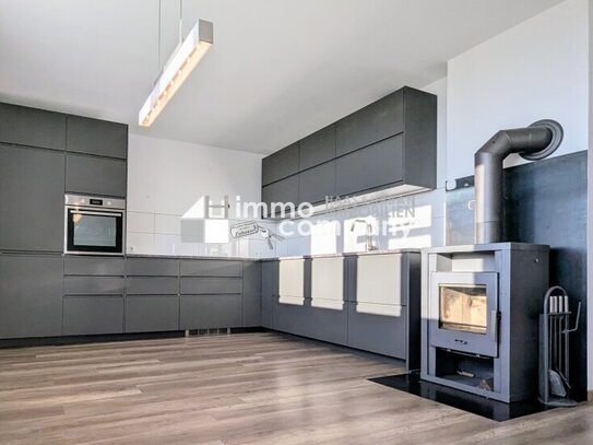 Sonnige 3-Zimmer-Wohnung mit Bergblick - mit Südwestbalkon / neuer Küche / inkl. 2 KFZ-Stellplätze