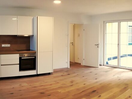 Eine barrierefreie Erstbezug- Mietwohnung mit 3 Zimmer und großer Terrasse.