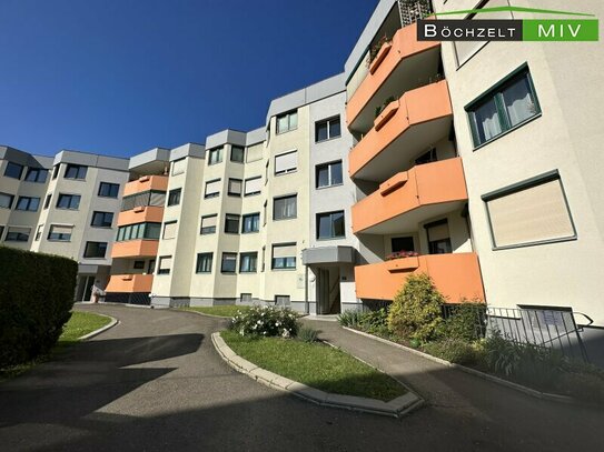 Sanierte 3-Zimmerwohnung mit 2 Balkonen und Tiefgaragenstellplatz in +++ Spielberg +++