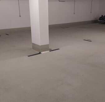 PKW-TIEFGARAGENSTELLPLATZ - OBERSTEINERGASSE - AB SOFORT VERFÜGBAR - JETZT ANFRAGEN