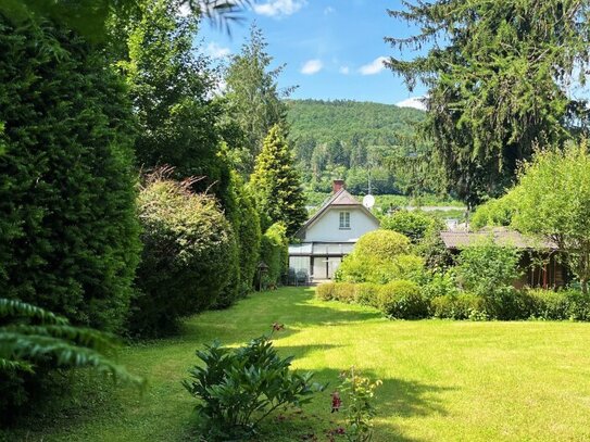 Für Naturliebhaber! Waldrandlage mit entzückendem Sommerhäuschen