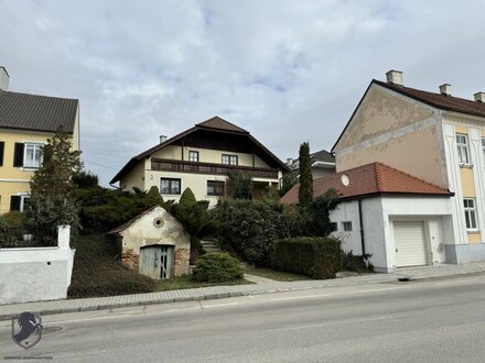 Großzügiges Wohnen in gepflegtem Ein- Mehrfamilienhaus in Stetteldorf am Wagram