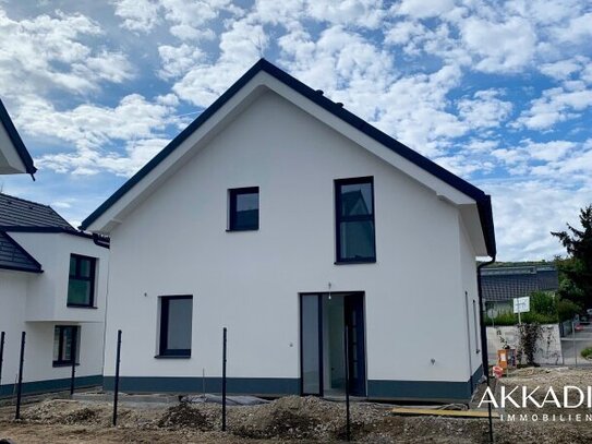 Ziegelmassivhaus mit Eigengarten I Outdoor-Küche I 2 Stellplätze