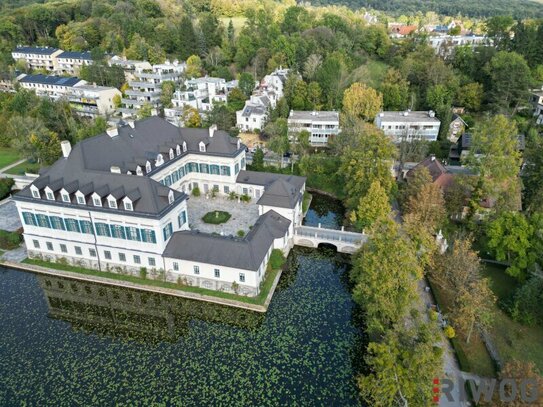 PROVISIONSFREI | Erstbezug nach Sanierung mit Blick auf Schloss Laudon | ca. 16 m² Loggia | Garagenplatz | Vollausgesta…