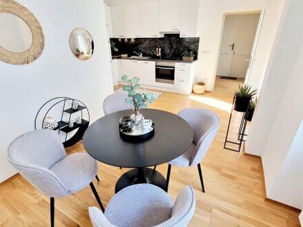 Schöne Altbauwohnung mit perfekter Raumaufteilung und hofseitiger Terrasse! Traumhaftes Altbauhaus + Ideale Infrastrukt…