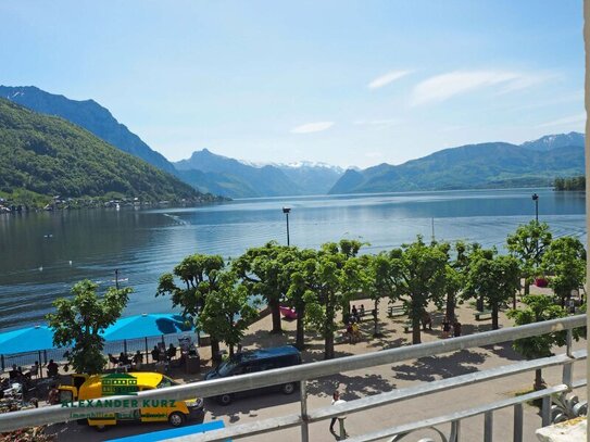 Herrschaftlicher Zweitwohnsitz, im Traditionsgebäude an der Seepromenade Gmunden mit traumhaftem Blick auf den Traunsee