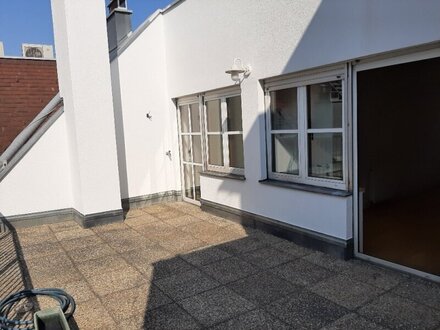 1020, Tempelgasse/U1 Nestroyplatz, helle 3 Zimmerwohnung mit separater Küche, großer Wohnsalon und zwei Schlafzimmer mi…