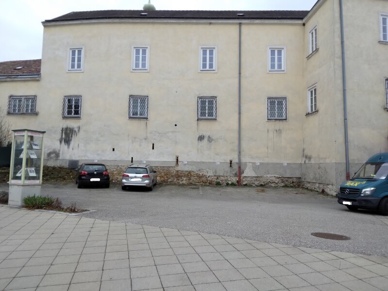                                                               Parkplatz in Innenstadt von Neunkirchen zu vermieten!                                                       in Neunkirchen (Miltenberg)