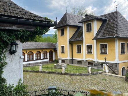 Landhaus in zauberhafter, weitläufiger Waldrandlage! Pool, Saunalandschaft, Idylle pur!