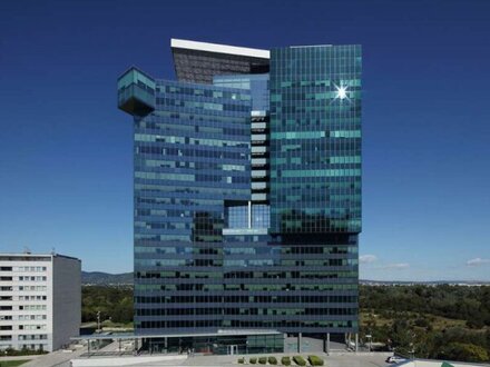 Hochwertige Flächen im Saturn Tower