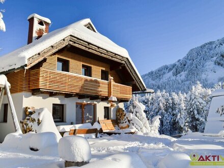 Turracherhöhe: Außergewöhnliches Highlight mit atemberaubendem Fernblick. - Potential für weiteren Zubau.
