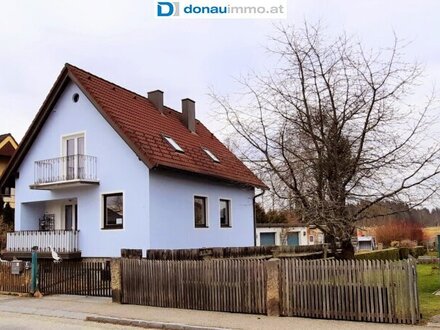 Sofort einziehen! Gepflegtes Einfamilienhaus mit großem Garten in ruhiger Wohngegend in Schrems