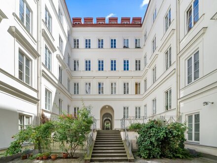 2-Zimmer-ERDGESCHOSS-Wohnung im INNENHOF des romantischen ADLERHOFS in 1070 Wien