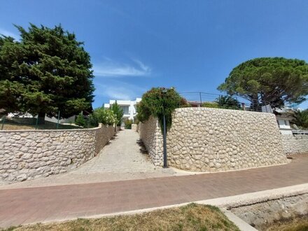Insel Rab: Traumhaus in Kroatien - Luxus & Komfort: 7 Zimmer, 300m², 10 Stellplätze & mehr!