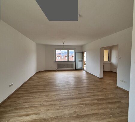 Sanierte, unbefristete Mietwohnung mit Loggia im Zentrum von Neunkirchen!