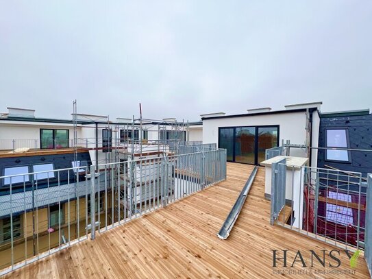 Über den Wolken - Provisionsfreie Maisonette-Dachgeschosswohnung mit 2 Terrassen und Blick auf die Gloriette!