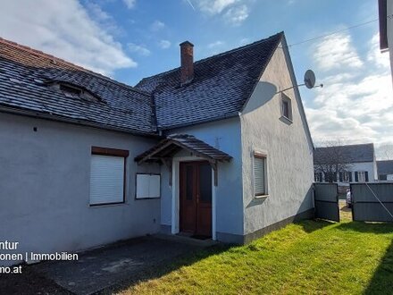 Altes Bauernhaus mit großem Garten und Stadl