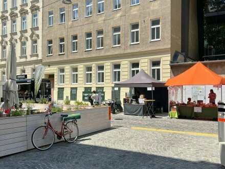 TOP ANGEBOT! Entwicklungsfähiges Zinshaus in 1140 Wien! Wohnstraße!