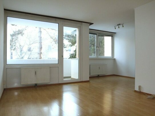 sonnige 3-Zimmer-Wohnung in Klosterneuburg - neuwertig, mit Balkon und Parkplatz - Warmmiete!