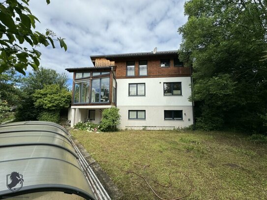 Einfamilienhaus mit Büro, 2 Terrassen und hochwertiger Ausstattung & Pool in Gablitz