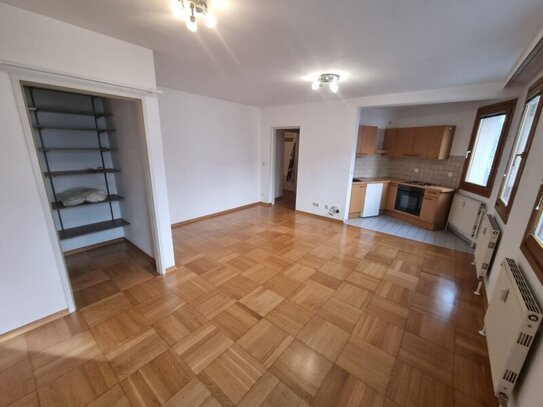 Singlewohnung mit 300m2 Gemeinschafts-Terrasse (Warmmiete)