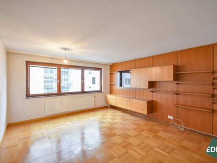 Schöne 3-Zimmer-Wohnung mit Loggia nahe Kongresspark