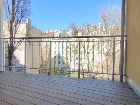 BEIM AUGARTEN: schönes, helles 2 + 1 Zimmer Hauptmietapartment mit Balkon - unbefristet !