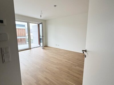 sofort beziehbar - Top E11 2-Zimmerwhg. mit Balkon und TG-Stellplatz