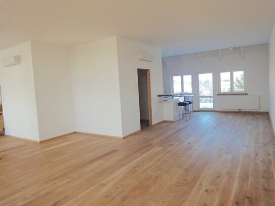 Exklusive Maisonette mit 5 Zimmer , 3 Terrassen und luxuriösem Design in Top-Lage von Wien, 218m² Wohnfläche