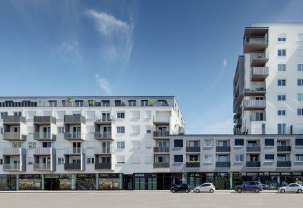 Geräumige 2-Zimmer-Neubauwohnung inkl 17m² Balkon und Terrassen Außenfläche und Kellerabteil / E107 Top 1-22