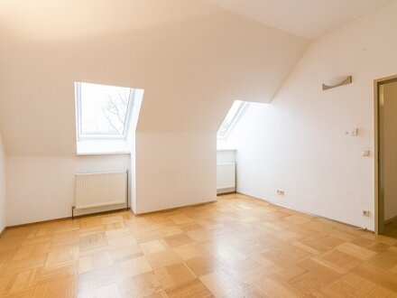 Cumberlandstraße - 2 Zimmer DG-Wohnung zu vermieten