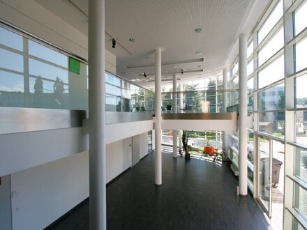 Repräsentative Büroflächen mit Lager / Produktion 366 m² - 1.485 m² am nördlichen Stadtrand von Salzburg