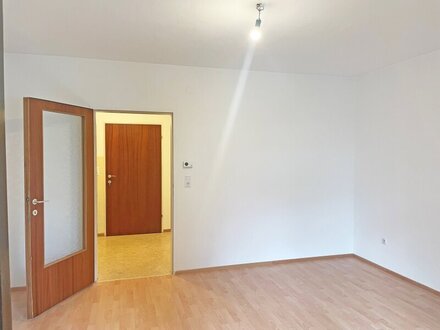 Niederalm - Singlewohnung mit Loggia