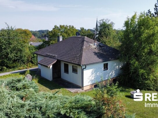 Charmanter Bungalow im Grünen