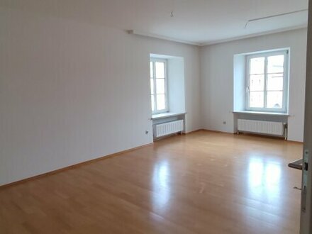 Große, leistbare Wohnung im Herzen von Freistadt € 870,- !warm!